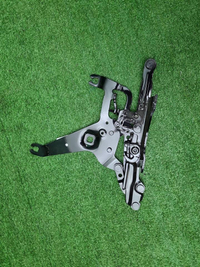 Петля капота правая BMW X5 F15 (2013-2018)