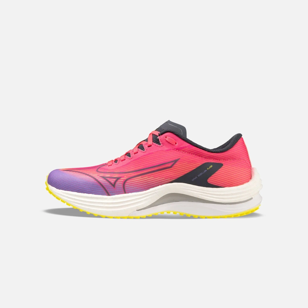 Кроссовки Mizuno Wave Rebellion Flash женские