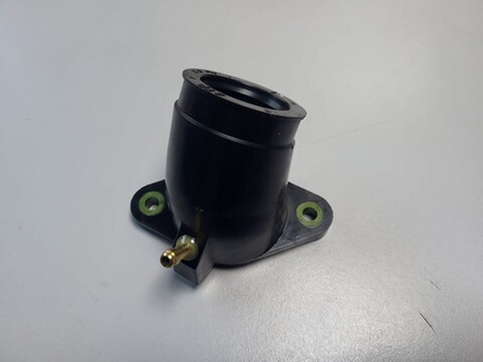 патрубок Yamaha XVS400 Drag Star 4TR-13586-01-00