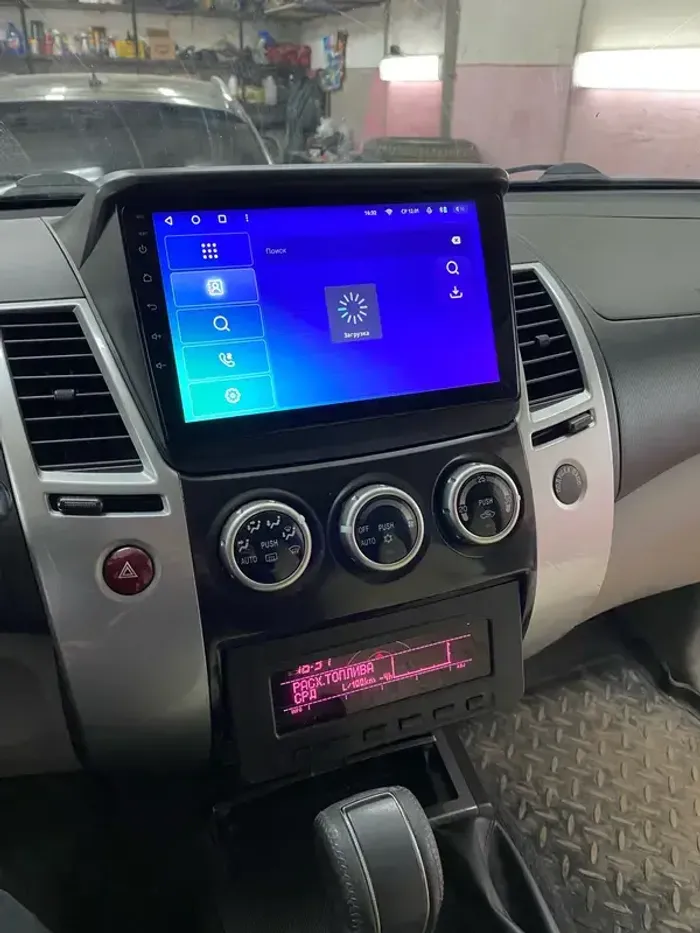 Магнитола для Mitsubishi L200 4, Pajero Sport 2 2006-2016 - FarCar S280 монитор 9.5" IPS на Android 13, CarPlay