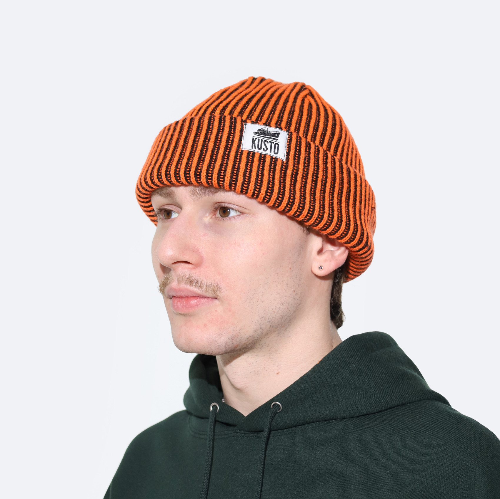 Шапка Kusto Stripes Short (orange) артикул: - купить в магазине Дайс