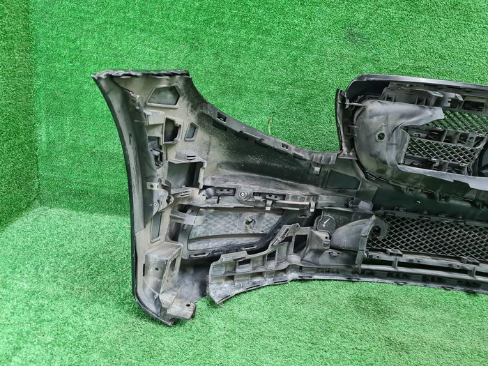 Бампер передний Mercedes E W213 16-21 AMG В сборе