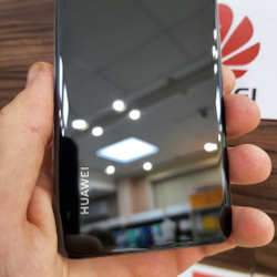 Крышка для Huawei Nova 3 (заднее стекло) "хорошее качество" цвет: чёрный
