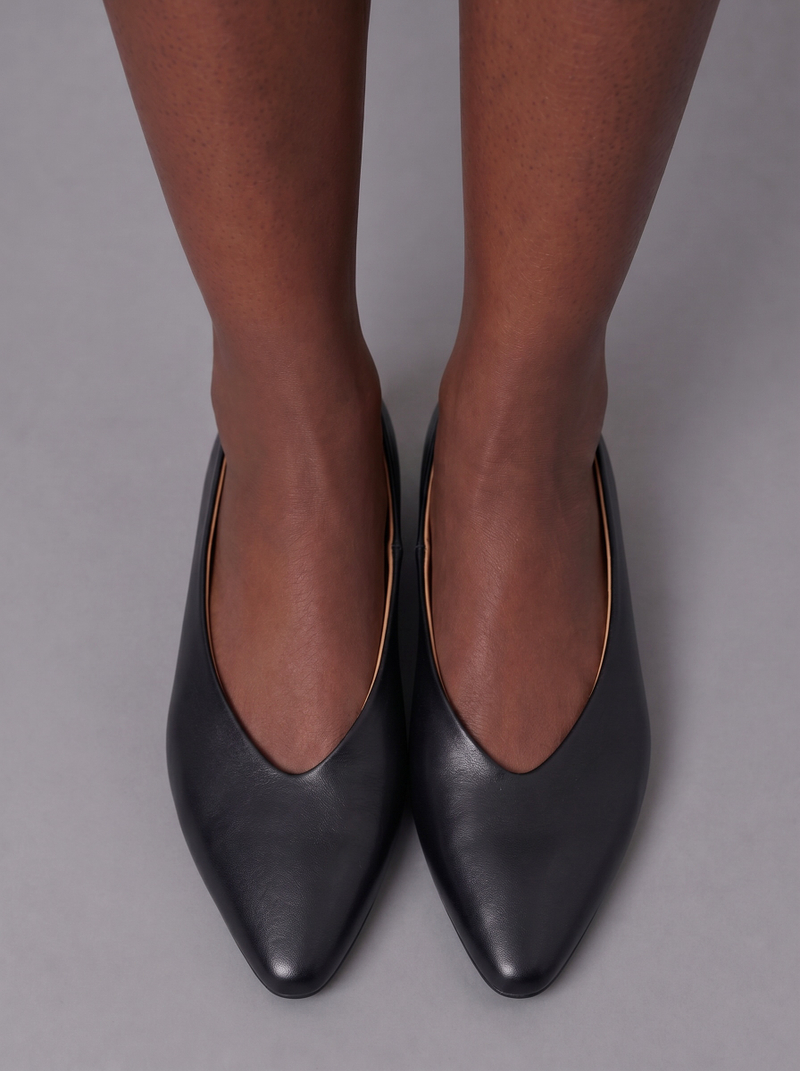 ballet flat black