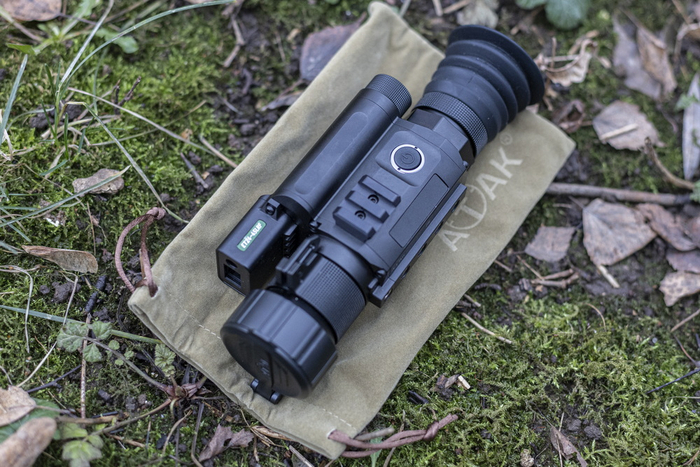 Тепловизионный прицел ATAK ET26-50LRF с лазерным дальномером