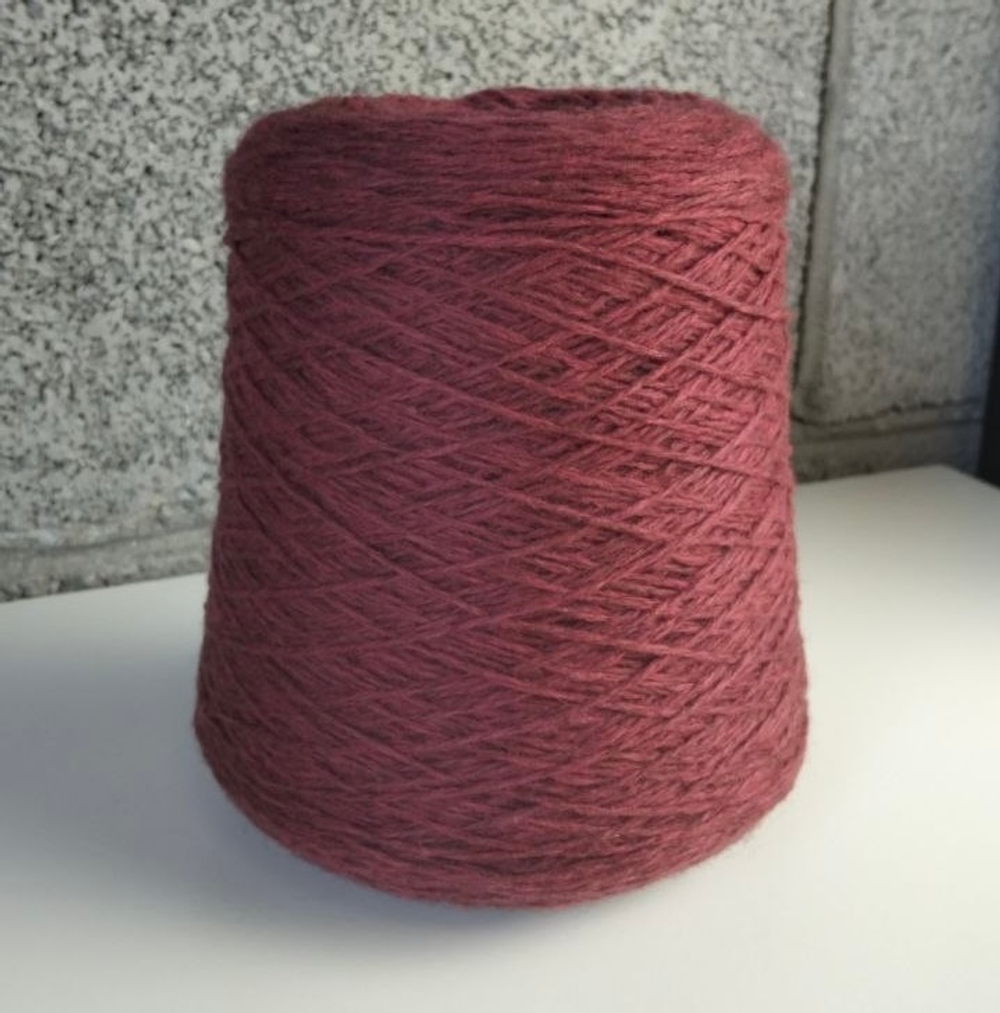 Mongolia, Filati Venezia, 70% меринос 20% беби як 10% кашемир, 350 м/100гр цвет Rose Red