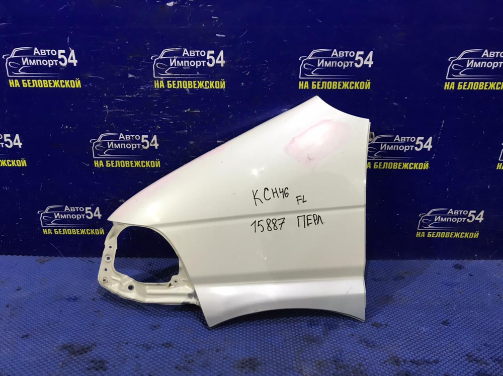 Крыло переднее левое TOYOTA REGIUS 1997-1999