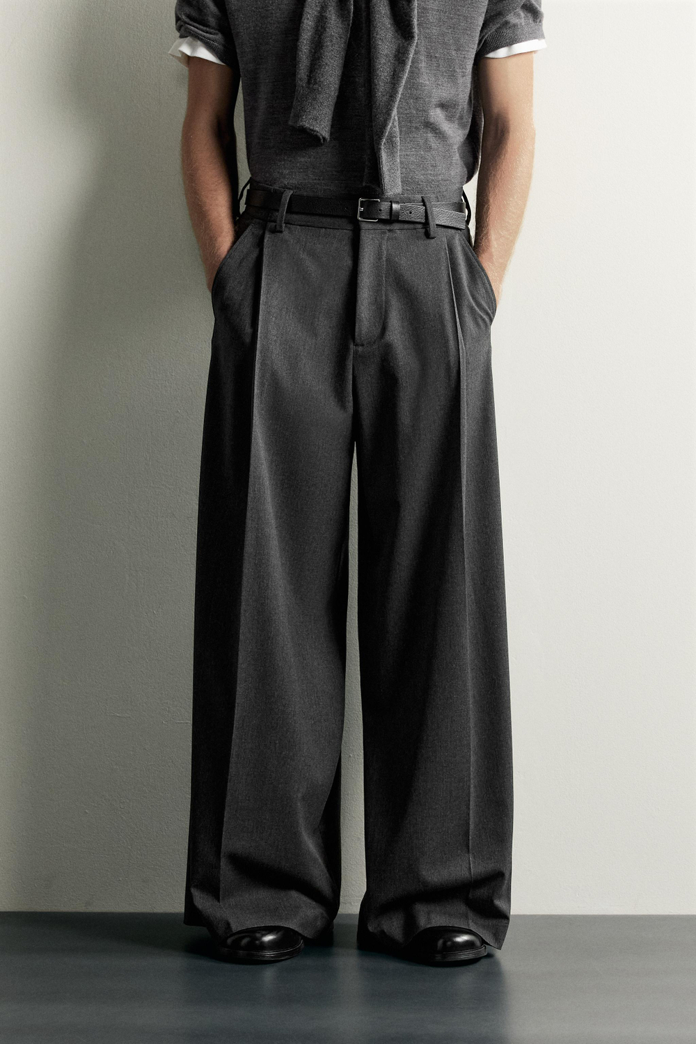 БРЮКИ WIDE FIT СО СКЛАДКАМИ — ZARA