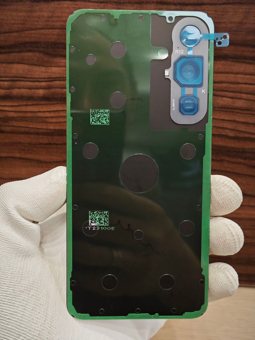 Задняя крышка ПРЕМИУМ для Samsung S24 FE S721B ( заднее стекло ) Цвет: Светло - Зелёный / Mint