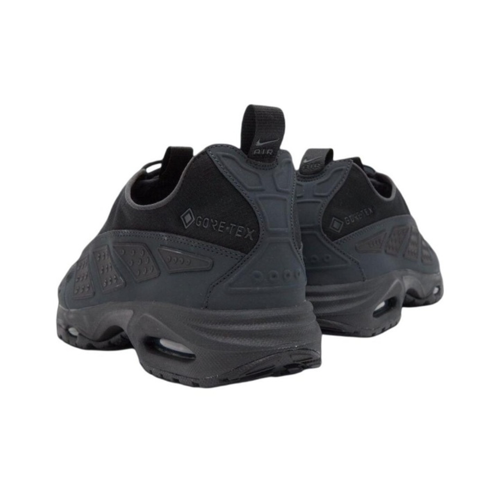 alt="Zip-чехол и гравировка 6453 на Nike Air Max SNDR GTX FZ4238-001"