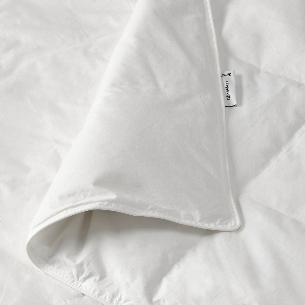 IKEA FJÄLLBRÄCKA  (ИКЕА ФЙЭЛЛБРЭКА)  -  Одеяло, тёплое 150x200 см