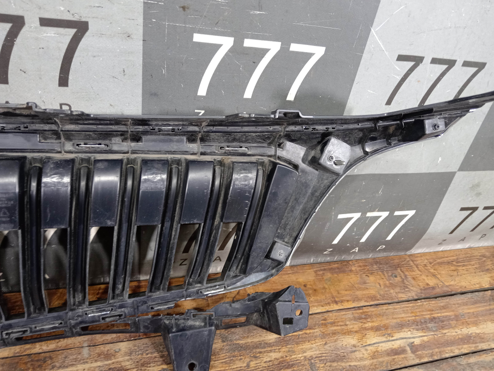 Решетка радиатора Livan X3 Pro 22-нв Б/У Оригинал 8894508384
