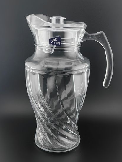 Графин стеклянный 1,8 л. с крышкой