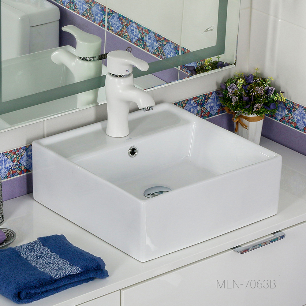 Умывальник MELANA MLN-7063B