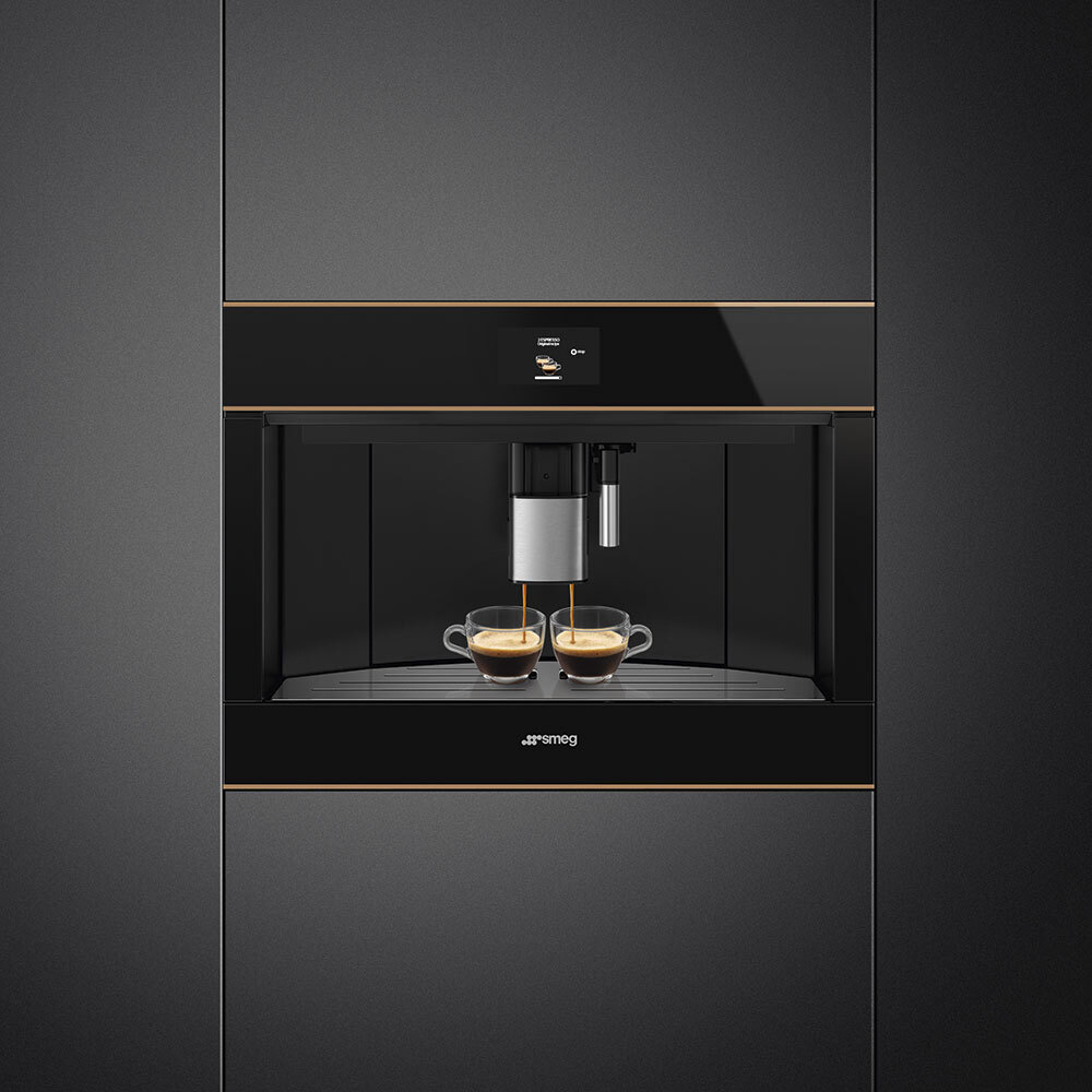 Кофемашина автоматическая Smeg Eclipse