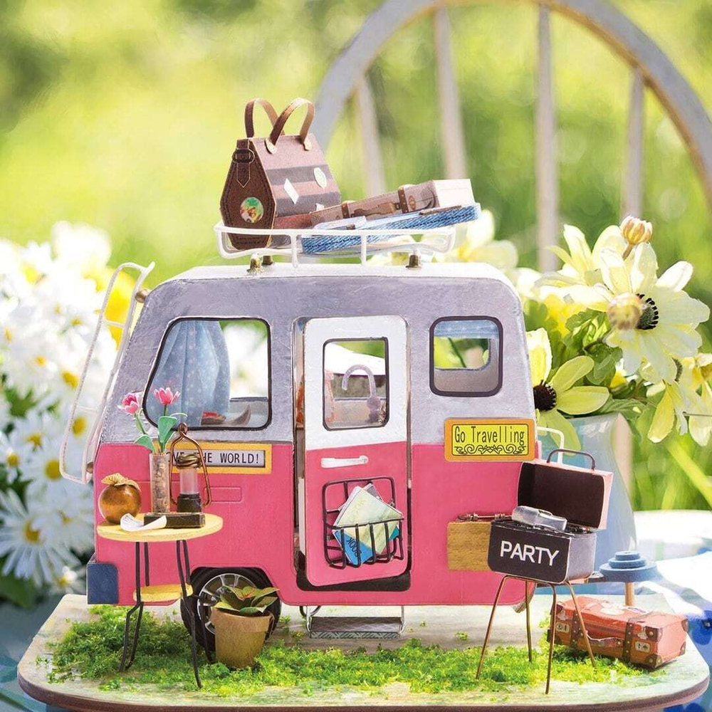 Домик на колесах Happy Camper от Rolife - Интерьерные конструкторы Rolif румбокс, сборная модель из дерева, для сборки своими руками