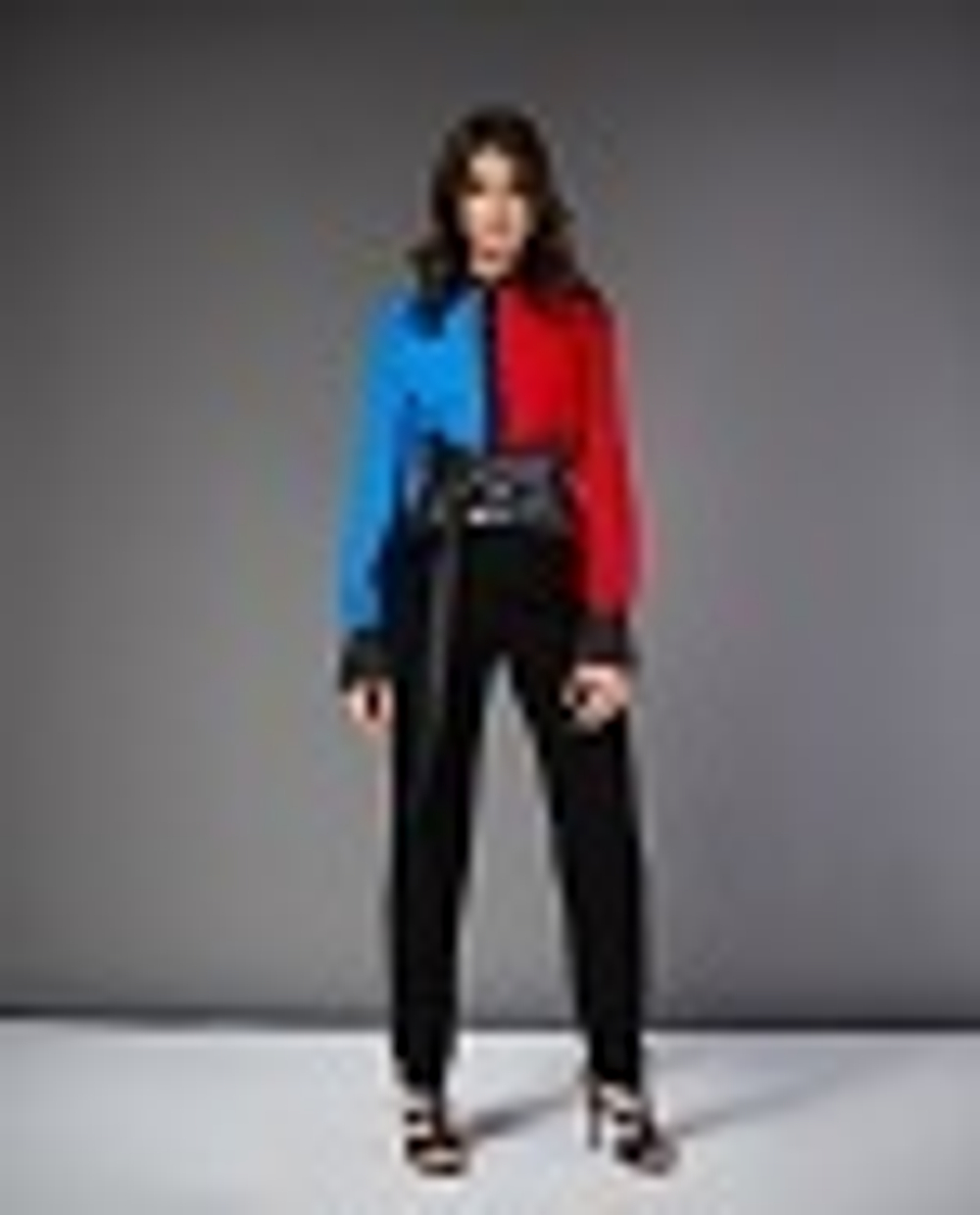 34-19 SS Брюки классические с защипами на талии черные