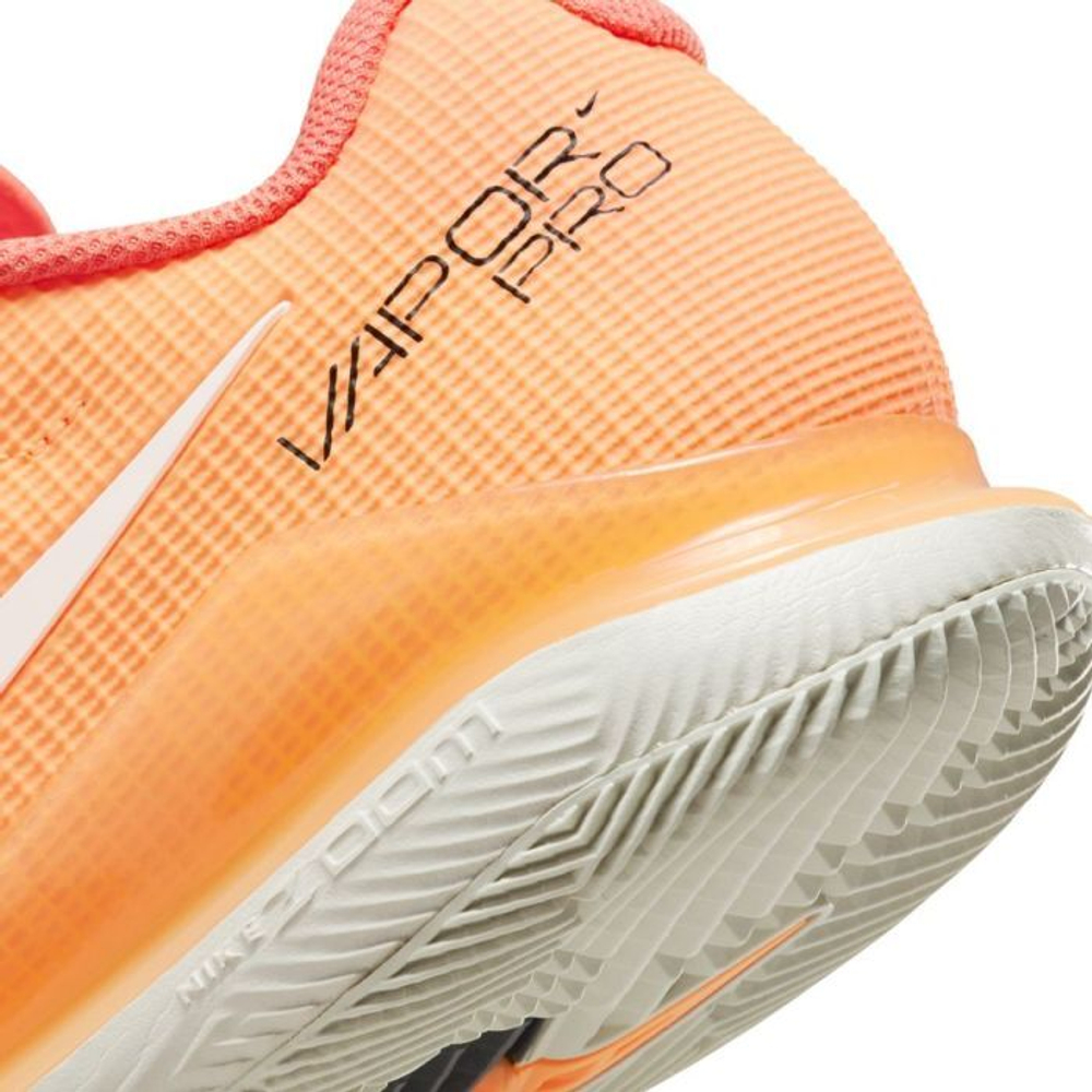 Мужские кроссовки теннисные Nike Air Zoom Vapor Pro - peach cream/white/orange trance