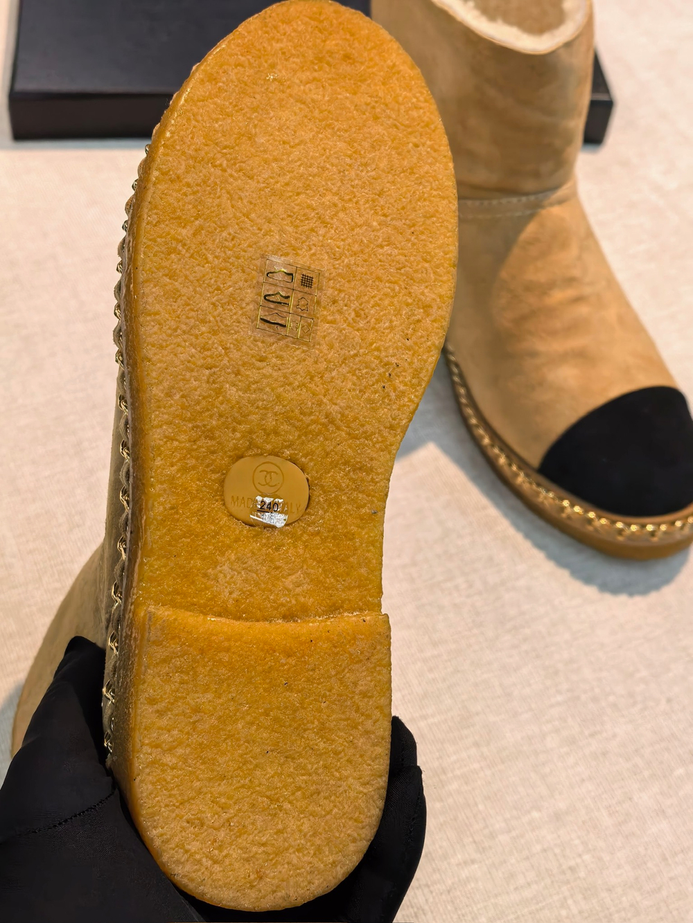 Ботинки Chanel