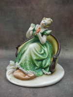 Статуэтка. Фарфор. Дама с какаду. Capodimonte. Италия