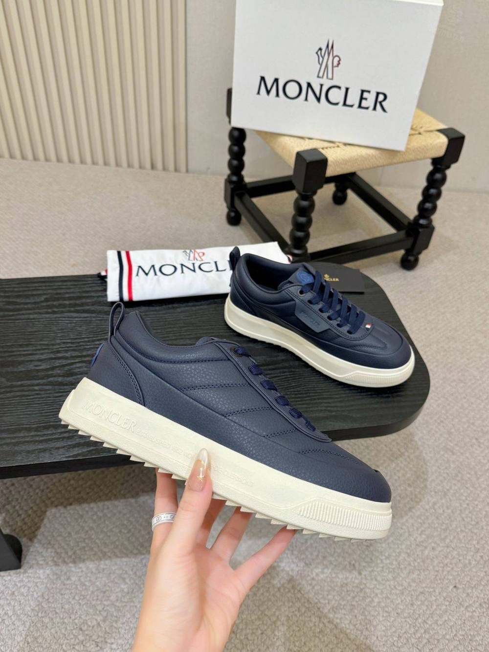 Кроссовки Moncler