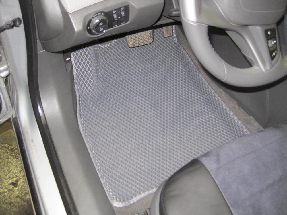 Автоковрики для Chevrolet Cruze (2009-->)