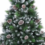 Ёлка «Сказочный лес» 210 см,ПВХ+леска, с белым напылением+шишки (1367 веток) (SZ2000-210)