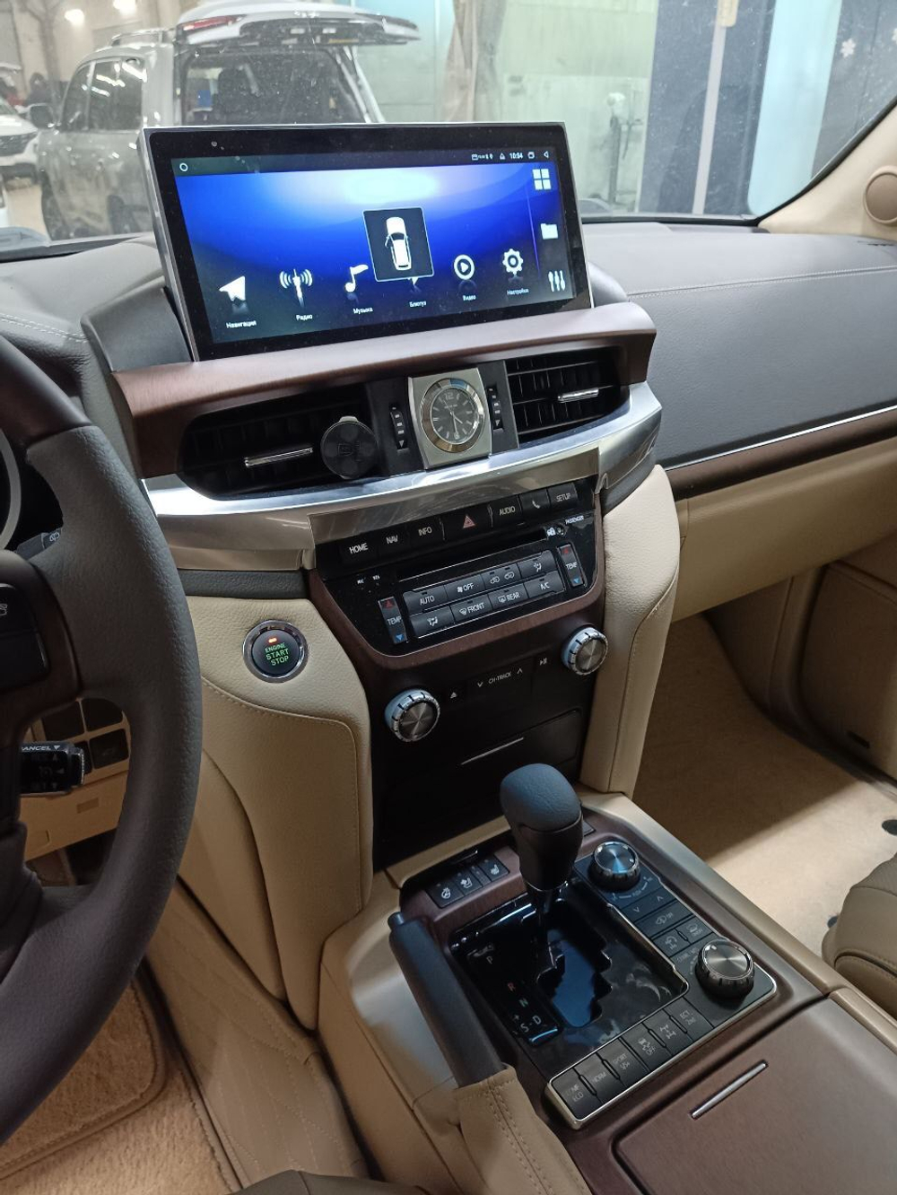 Установочный комплект для TOYOTA Land Cruiser 200 10.2015+ top  KUBERG DAFT-2769