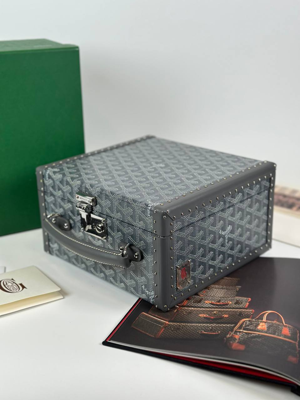 Шкатулка под часы Goyard