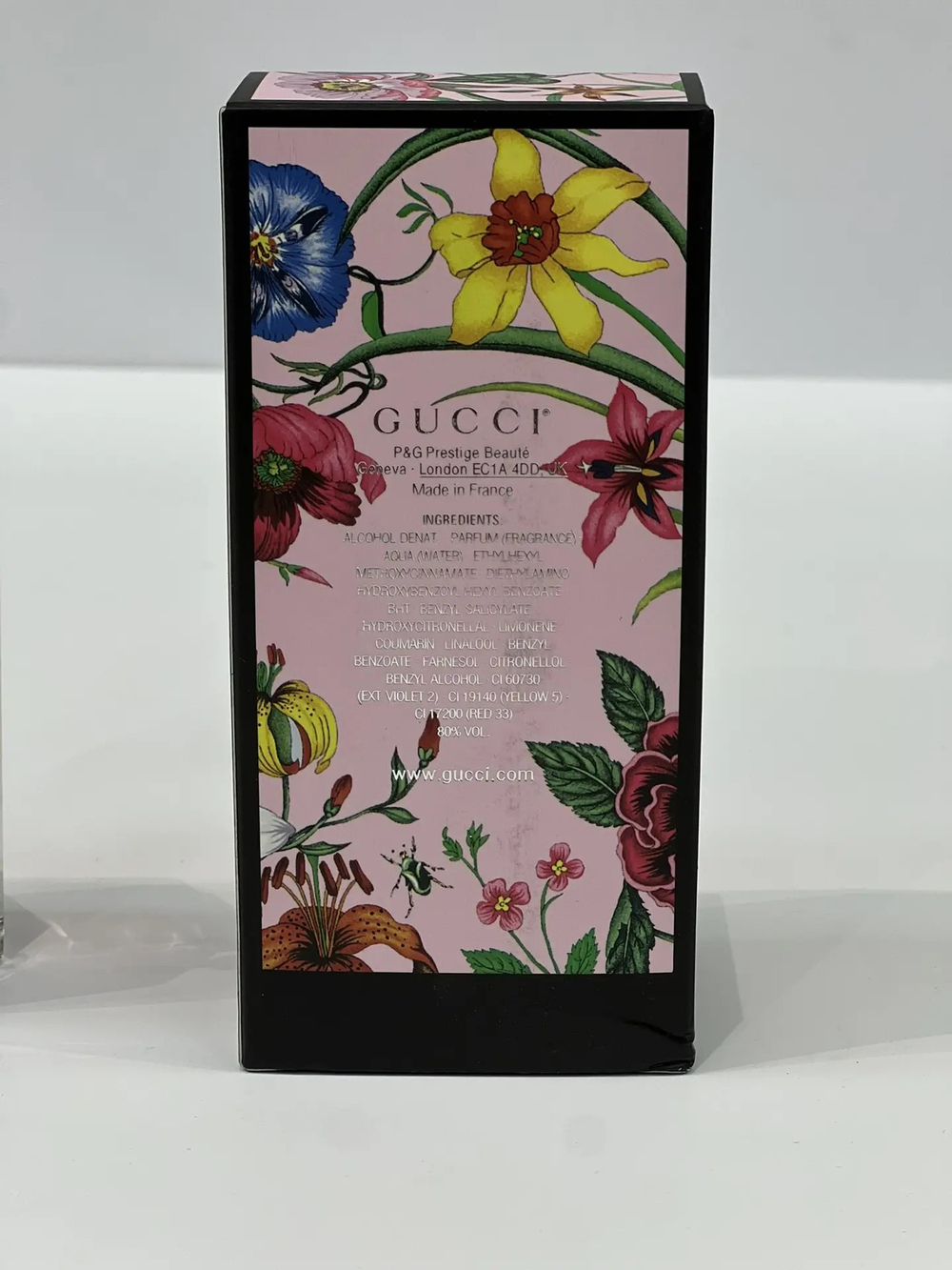 Парфюм Gucci Flora — воплощение нежности, женственности и цветочной элегантности