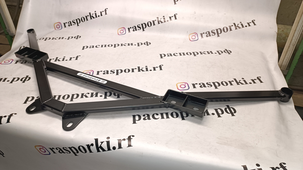 Распорка передняя нижняя Infiniti EX, Infiniti G (V36) и Infiniti M (Y50) С ПОЛНЫМ ПРИВОДОМ (ПОД ЗАКАЗ)