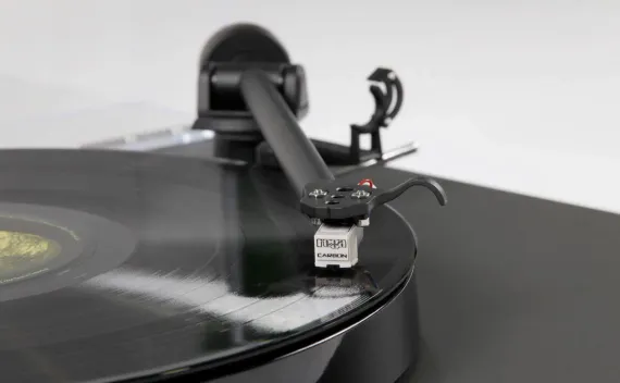 Rega Planar 1 Matte Black