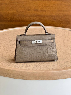 Сумка Hermes Kelly 19 из кожи крокодила