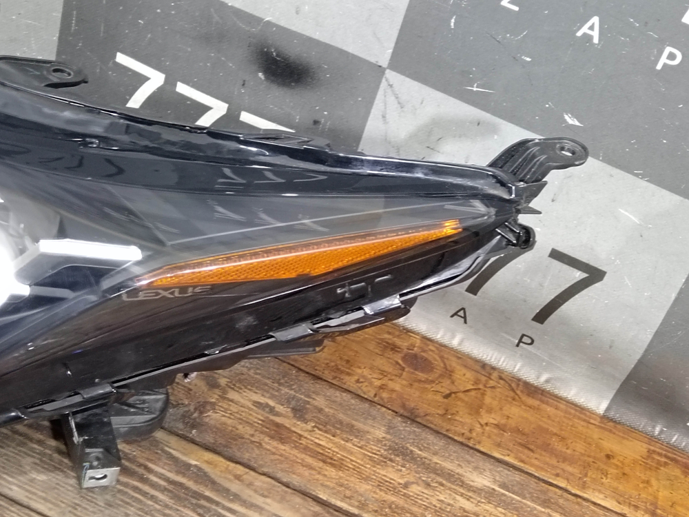 Фара левая LED Adaptive Lexus NX 1 17-21 Б/У Оригинал 8118578240