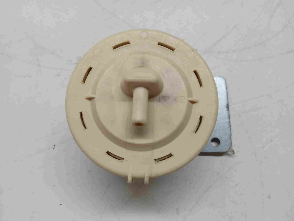 WKD24580T кт275 Датчик уровня воды для стиральной машины Beko WKD24580T б/у