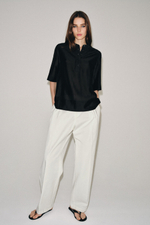 СТРУЯЩАЯСЯ БЛУЗА С КОРОТКИМИ РУКАВАМИ — ZW COLLECTION — ZARA