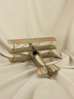 R&D Модель самолета Fokker Dr. I — триплан, лёгкий истребитель конструкции компании Fokker. 1917г.