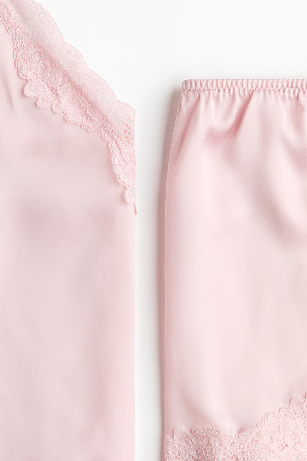 Пижама из атласа с кружевной тесьмой - H&M