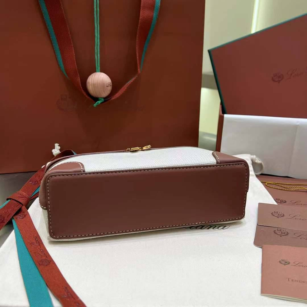 Сумка Loro Piana Extra Pocket L19