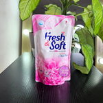 Жидкое средство для стирки LION Fresh and Soft Lovely Kiss (розовый) 400 мл