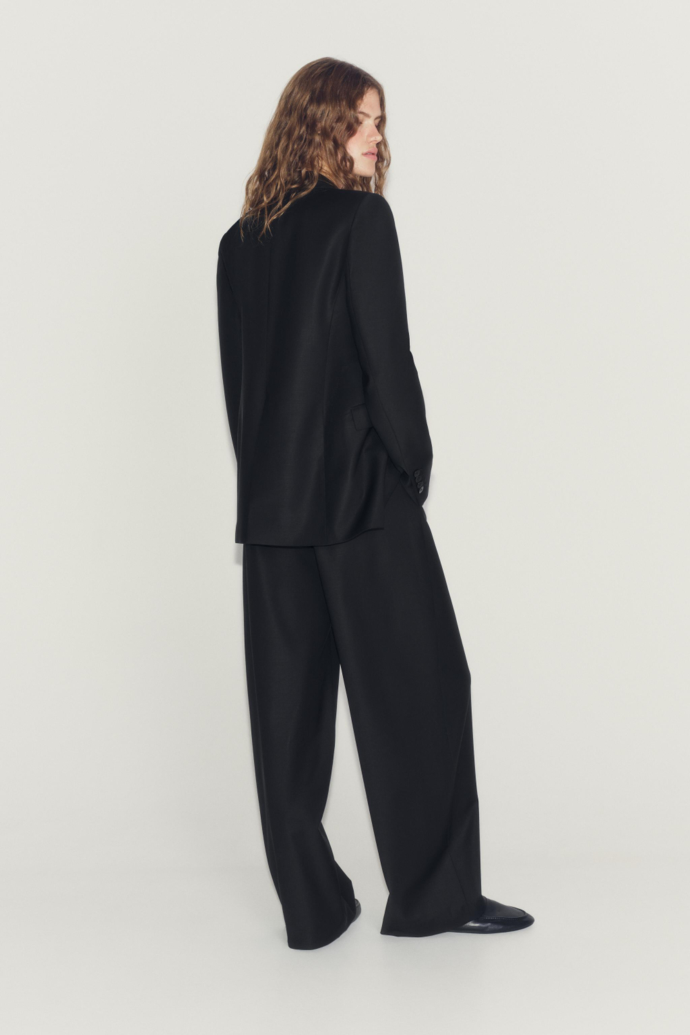 АСИММЕТРИЧНЫЙ БЛЕЙЗЕР С ШЕРСТЬЮ — ZW COLLECTION — ZARA