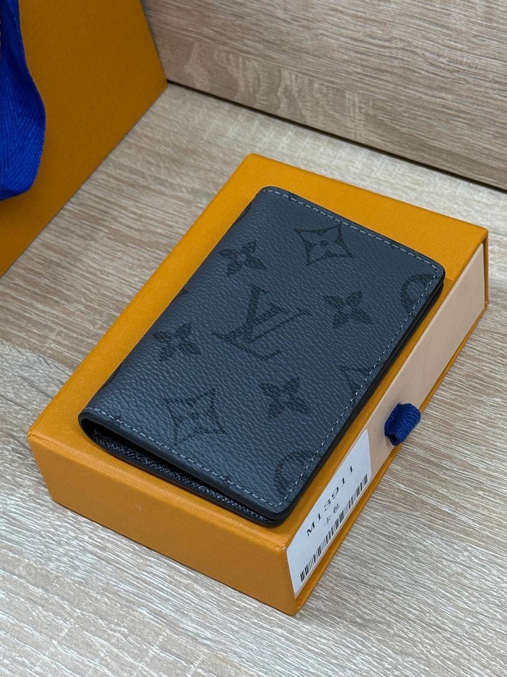 Визитница Louis Vuitton