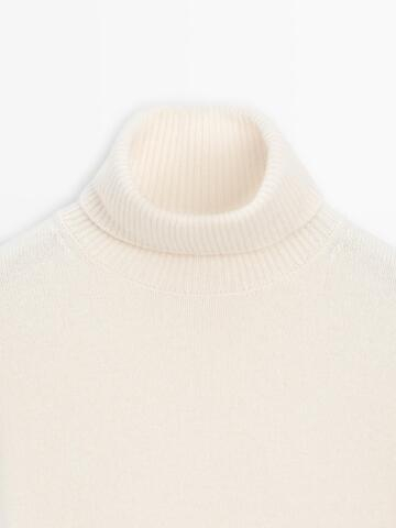 Massimo Dutti Трикотажный джемпер из смесовой шерсти с высоким воротником, натуральный/кремовый