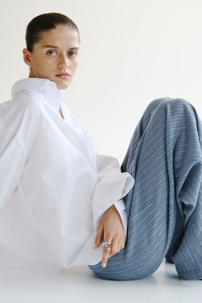 Жатые брюки со стяжкой — высокая посадка, прямой крой - H&M