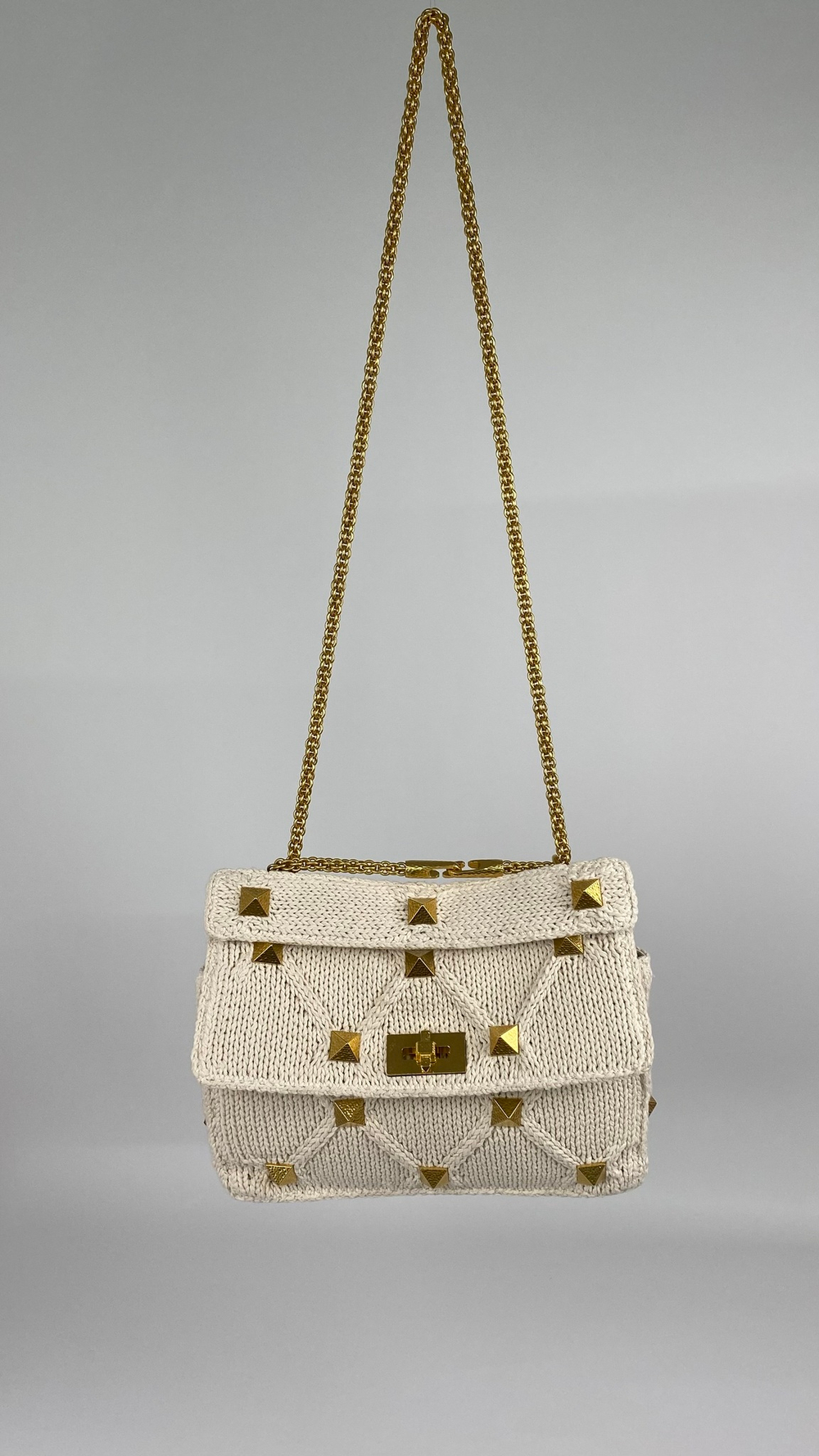 Сумка Valentino Roman Stud