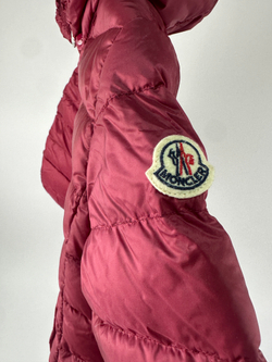 Пуховик Moncler