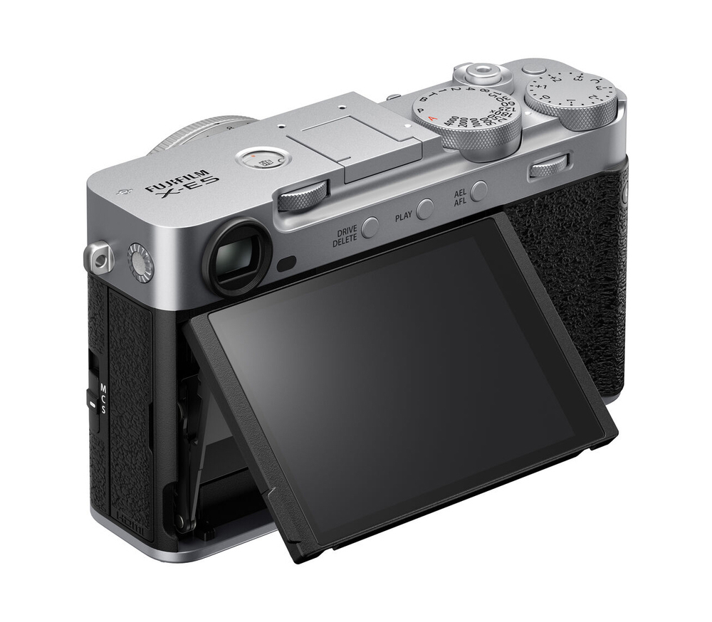 Беззеркальный фотоаппарат Fujifilm X-E5 Body серебристый