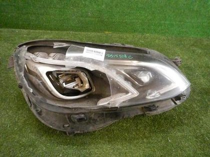 Фара правая Mercedes E W212 (2013-2016) LED