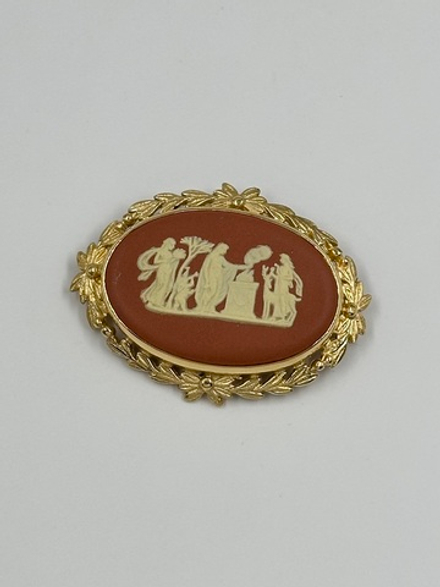 Брошь Wedgwood терракотовая
