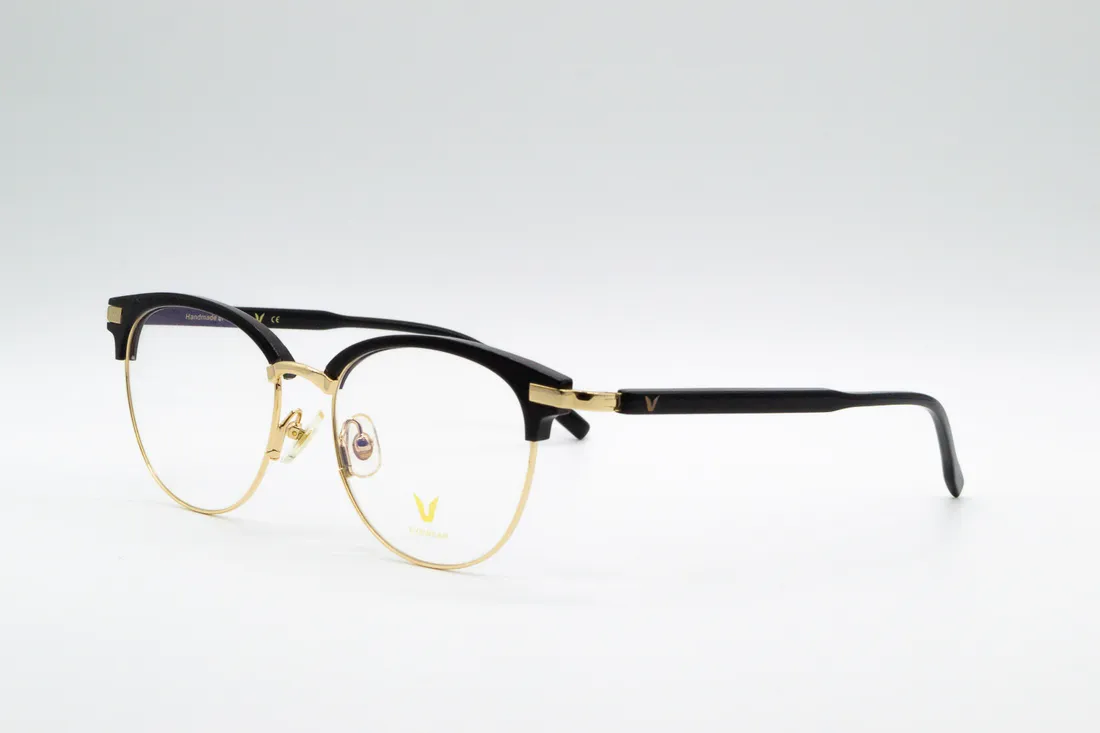 Изг. оправы Eyewear V3018 C1 — кадр 2